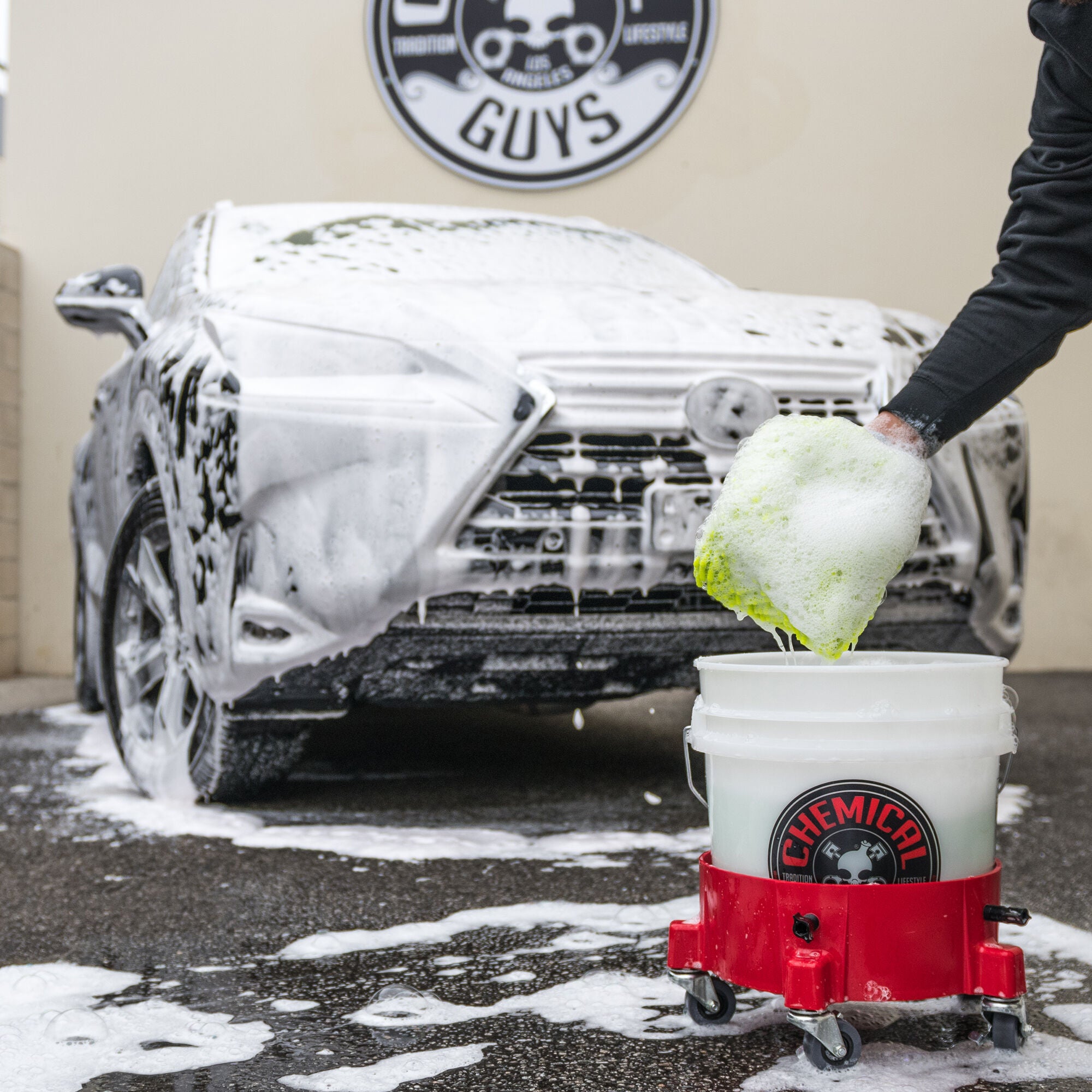 chemical-guys-creeper-support-seau-lavage-5-roulettes image 3
