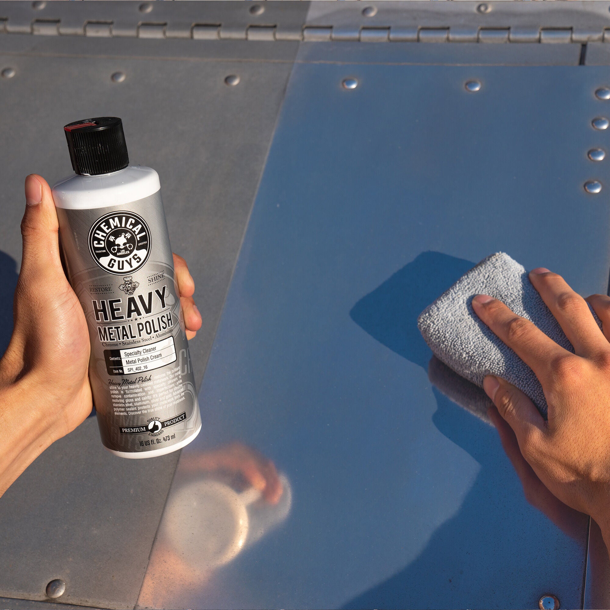 chemical-guys-total-metal-polish-kit-polish-m-tal-miroir image 4