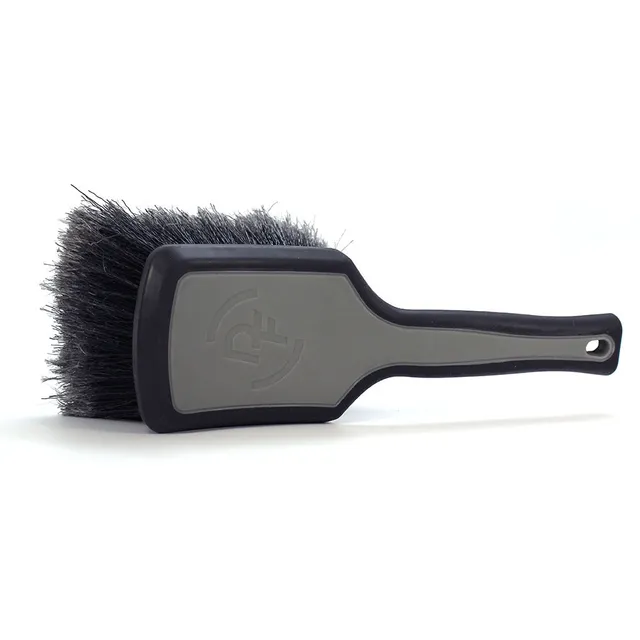 detail-factory-progrip-brosse-jante-gris-embouts-doux image 1