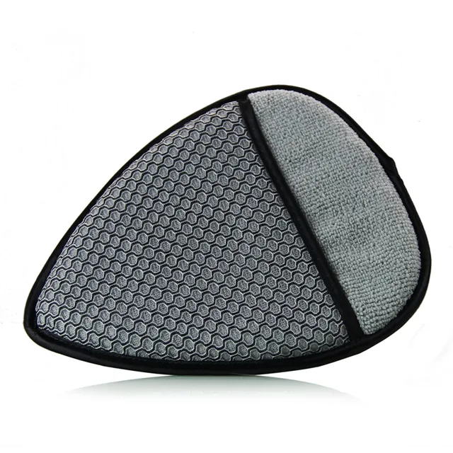 chemical-guys-wheel-wedge-gant-microfibre-jantes image 1