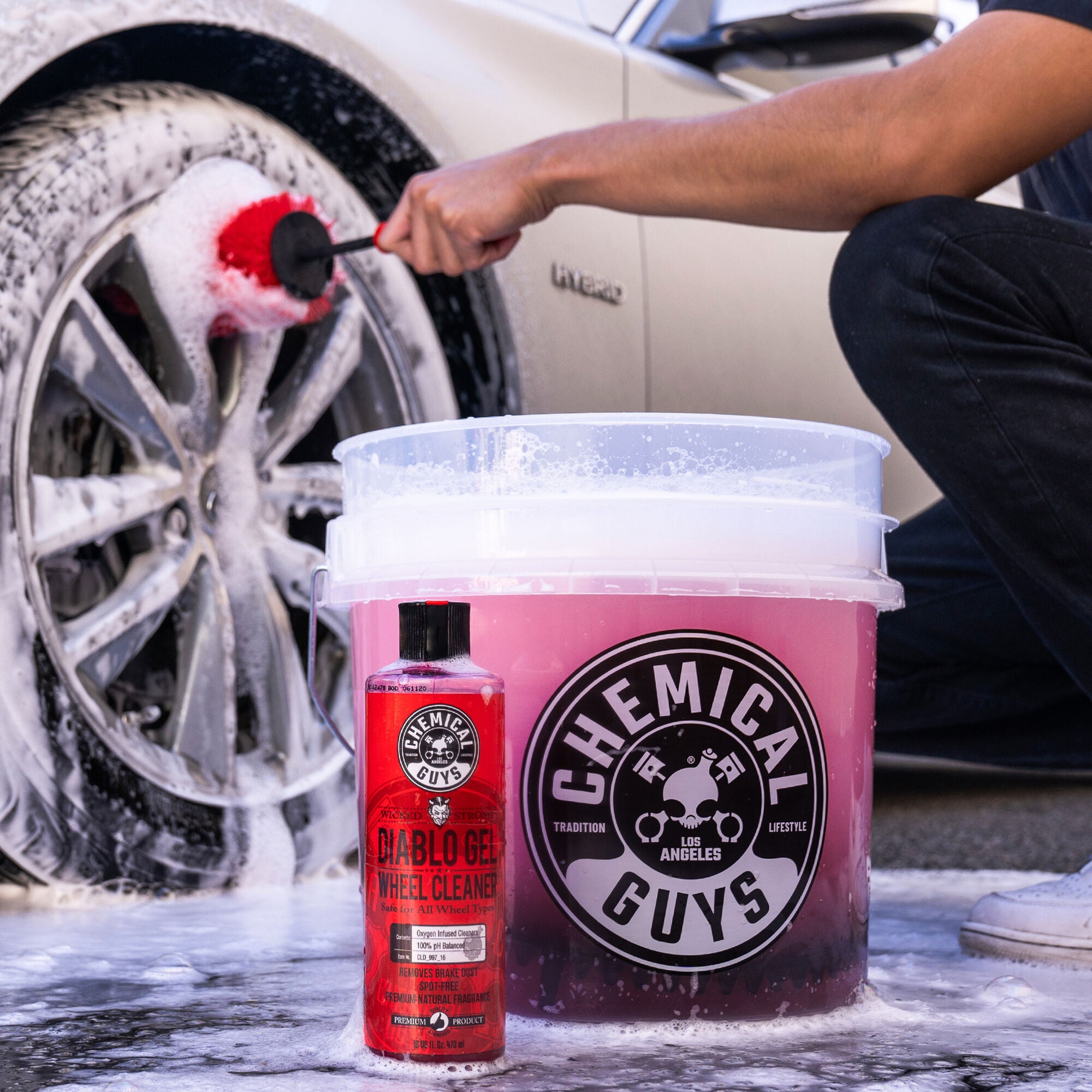 chemical-guys-seau-lavage-voiture-transparent-16-l-robuste image 4