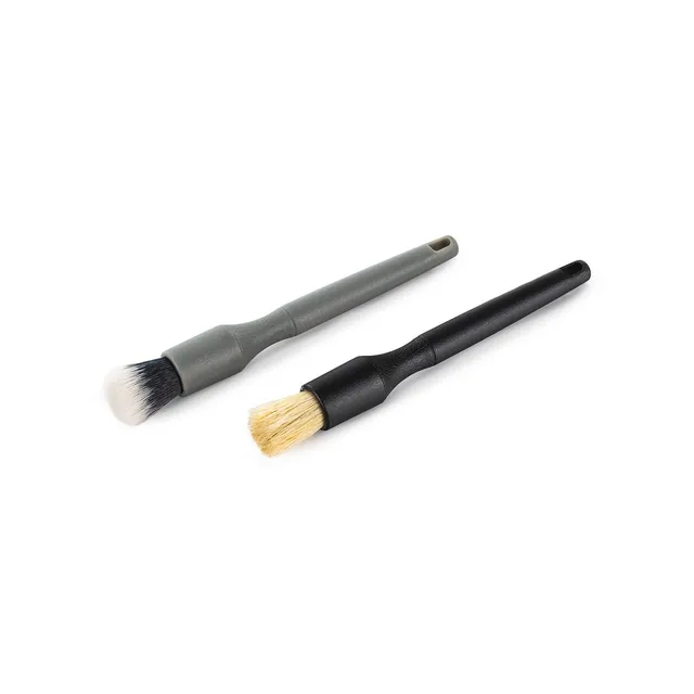 detail-factory-crevice-brush-set-brosse-gris-et-noir-interstice image 1