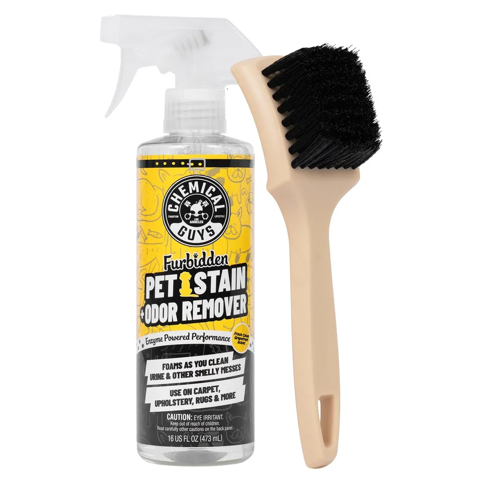 chemical-guys-furbidden-kit-d-tachant-odeur-animaux-brosse image 1