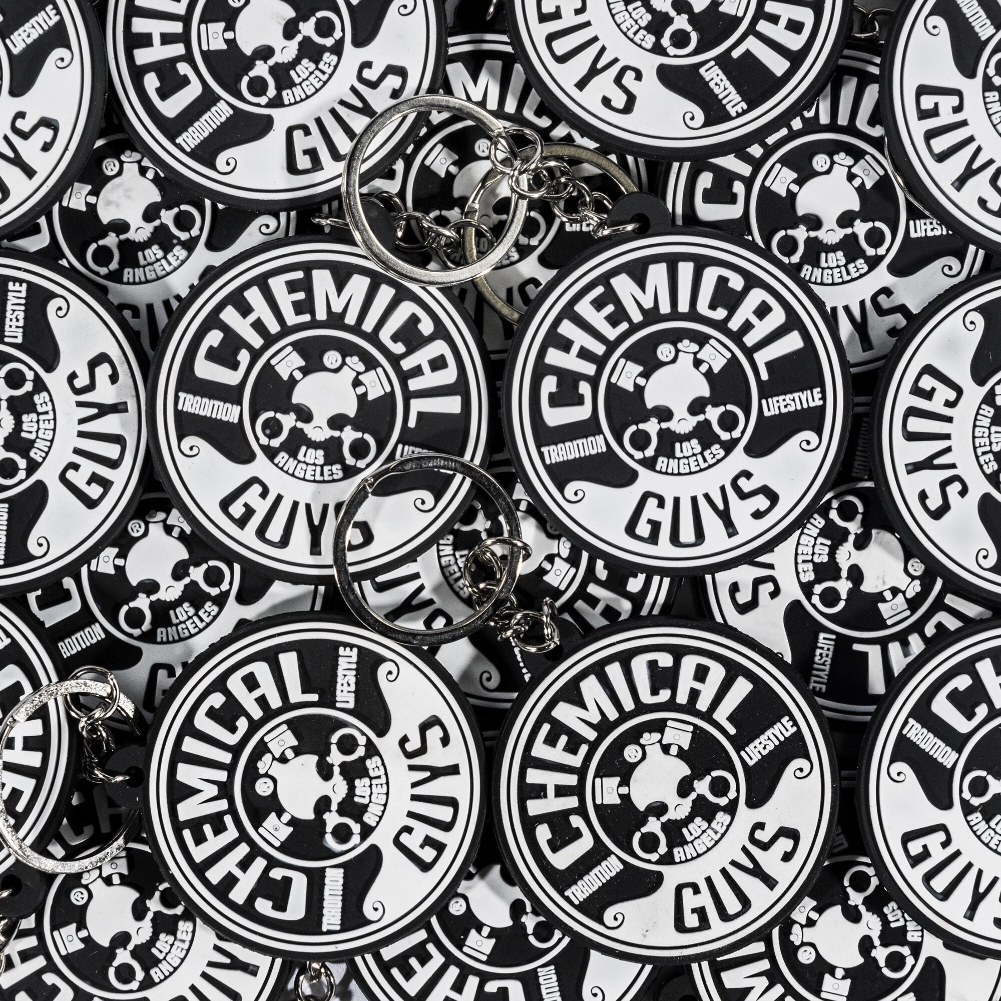 chemical-guys-gear-pocket-rubber-porte-cl-s-caoutchouc-skull image 3